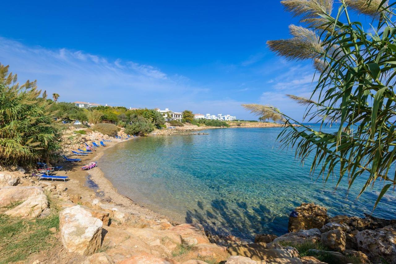 Villa Nadja Paralimni Buitenkant foto